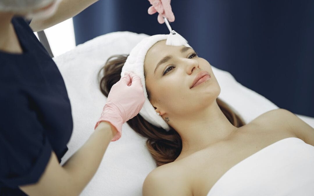 What You Need to Know Before Your First Facial Treatment